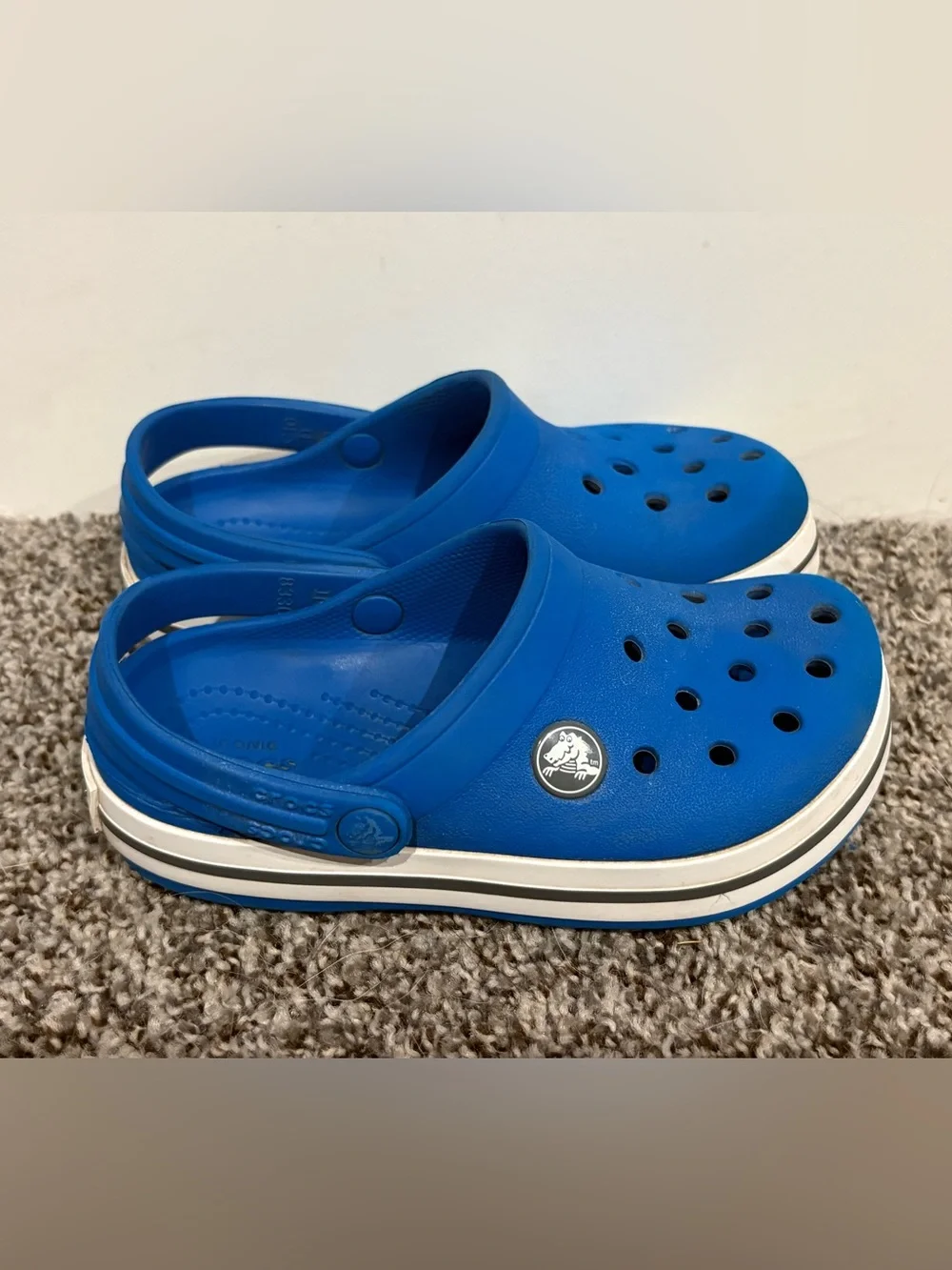 CROCS waterproof slip on clogs kids size 10c